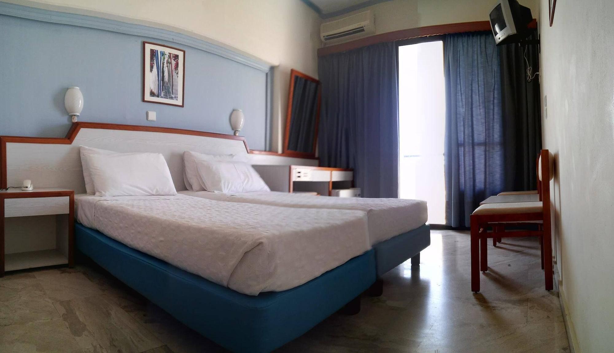Nina Hotel 马尔马里 外观 照片